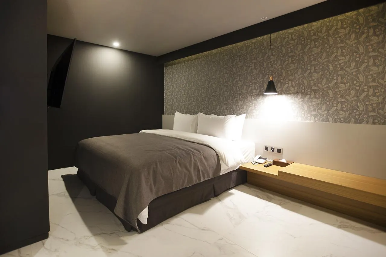 ***  Gwangan Hound Hotel Busan South Korea